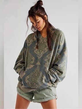Rare WeThe Free Its a Vibe hoodie